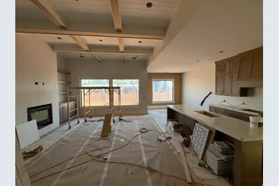 2002 N Creek Side, Washington, UT 84780 - Photo 2