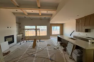 2002 N Creek Side, Washington, UT 84780 - Photo 2