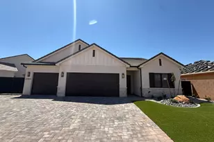 2002 N Creek Side, Washington, UT 84780 - Photo 2