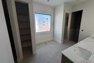 2002 N Creek Side, Washington, UT 84780 - Photo 8