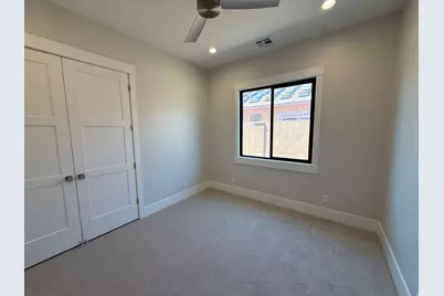2002 N Creek Side, Washington, UT 84780 - Photo 24