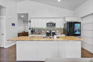 237 W 125 N, Clearfield, UT 84015 - Photo 8