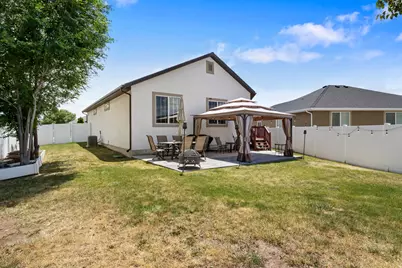 237 W 125 N, Clearfield, UT 84015 - Photo 30