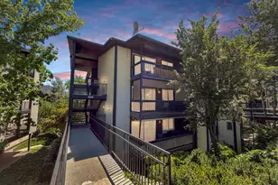 4953 S Eastridge Ln, Salt Lake City, UT 84117 - Photo 2