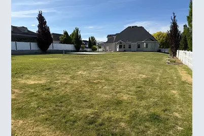 3957 W Red Tail Dr S, Riverton, UT 84065 - Photo 10
