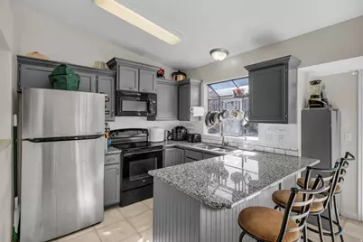 6638 S Milfoil Cir, West Jordan, UT 84081 - Photo 6