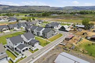 1124 E 2040 S, Heber City, UT 84032 - Photo 4