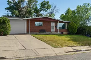 107 W 2200 N, Sunset, UT 84015 - Photo 4