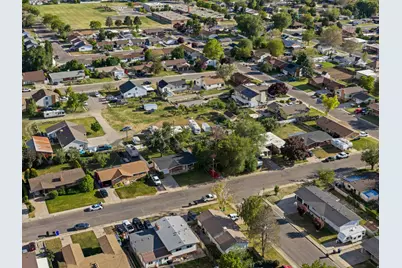 107 W 2200 N, Sunset, UT 84015 - Photo 28