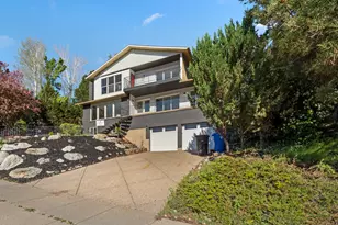 1406 Swinton Ln, Farmington, UT 84025 - Photo 2