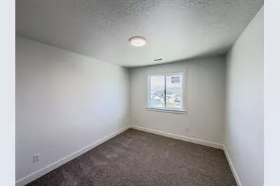 1048 W Chokecherry St, Saratoga Springs, UT 84045 - Photo 10