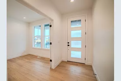 1048 W Chokecherry St, Saratoga Springs, UT 84045 - Photo 4