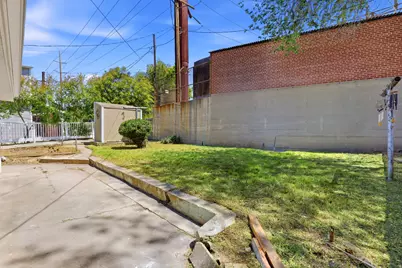 823 S 1000 E, Salt Lake City, UT 84102 - Photo 18