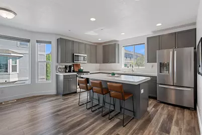 3855 W Mossmorran Ln S, Salt Lake City, UT 84106 - Photo 8