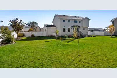 712 S 2250 W, Lehi, UT 84043 - Photo 30