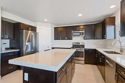 712 S 2250 W, Lehi, UT 84043 - Photo 8