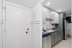 66 W Lester Ave Ave S, Murray, UT 84107 - Photo 2
