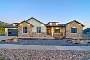 851 N Grandview Dr E, Morgan, UT 84050 - Photo 2