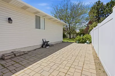 7536 S Woodbend Rd, West Jordan, UT 84081 - Photo 44