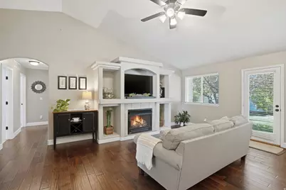 7536 S Woodbend Rd, West Jordan, UT 84081 - Photo 6