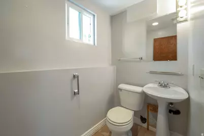 8833 S 3900 W, West Jordan, UT 84088 - Photo 14