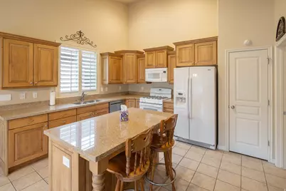 687 E 1280 N #7, Orem, UT 84097 - Photo 16