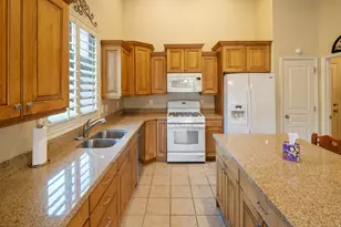 687 E 1280 N, Orem, UT 84097 - Photo 14