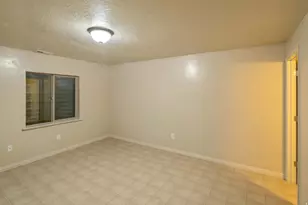 687 E 1280 N, Orem, UT 84097 - Photo 24