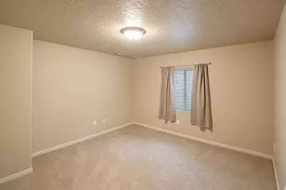 687 E 1280 N #7, Orem, UT 84097 - Photo 32