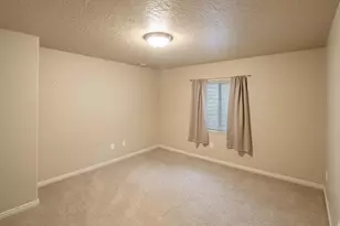 687 E 1280 N, Orem, UT 84097 - Photo 32
