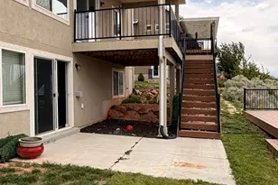 452 S Sunset Ridge Dr, North Salt Lake, UT 84054 - Photo 22