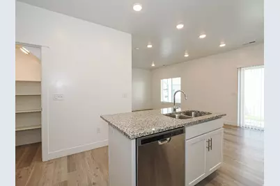 565 N 225 E, Providence, UT 84332 - Photo 8