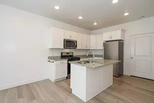 565 N 225 E, Providence, UT 84332 - Photo 6