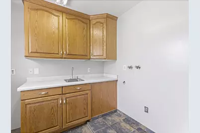 2526 W Windsor Manor Ct S, South Jordan, UT 84095 - Photo 22