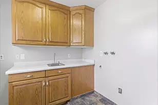 2526 W Windsor Manor Ct S, South Jordan, UT 84095 - Photo 22