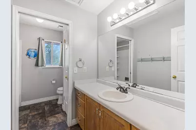 2526 W Windsor Manor Ct S, South Jordan, UT 84095 - Photo 26
