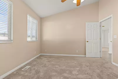 3948 S 2525 W, Roy, UT 84067 - Photo 14