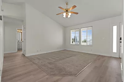 3948 S 2525 W, Roy, UT 84067 - Photo 6