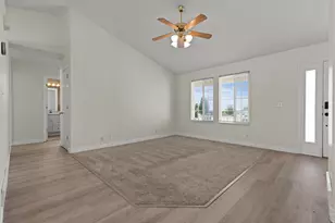 3948 S 2525 W, Roy, UT 84067 - Photo 6