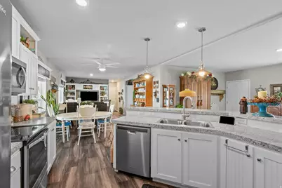 150 W 7500 S #13, Midvale, UT 84047 - Photo 8