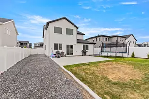 2635 W 2960 S, Syracuse, UT 84075 - Photo 30