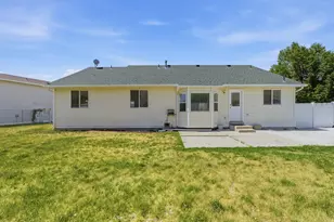 1115 S 810 W, Tooele, UT 84074 - Photo 28
