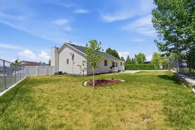 1115 S 810 W, Tooele, UT 84074 - Photo 30
