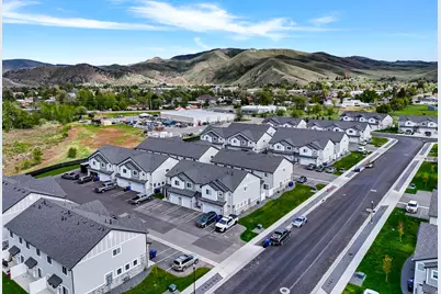 380 N 100 W, Morgan, UT 84050 - Photo 28