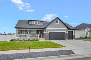 994 S 1950 W, Layton, UT 84041 - Photo 2