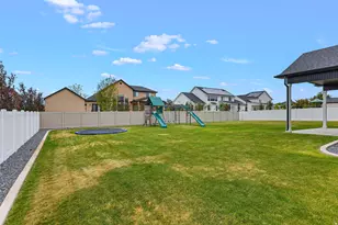 994 S 1950 W, Layton, UT 84041 - Photo 40
