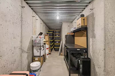 994 S 1950 W, Layton, UT 84041 - Photo 36