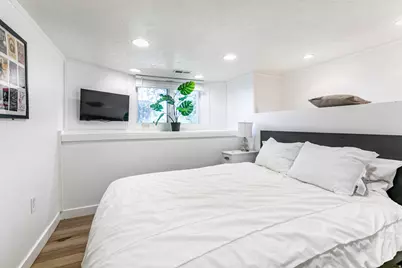 22 W 300 N, Salt Lake City, UT 84103 - Photo 10