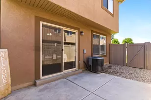 160 Arlington Way, Harrisville, UT 84414 - Photo 20