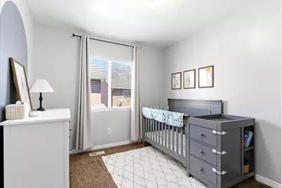 160 Arlington Way, Harrisville, UT 84414 - Photo 18